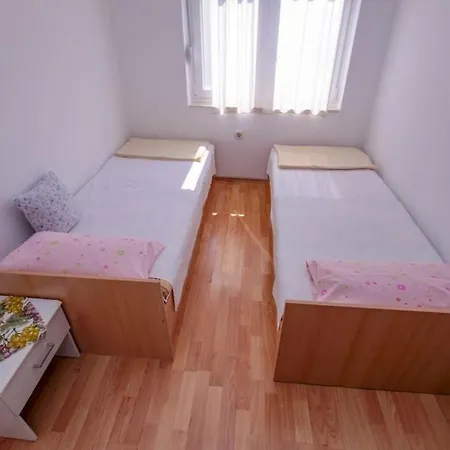 With Seaview In 3676-1 Apartament Podaca